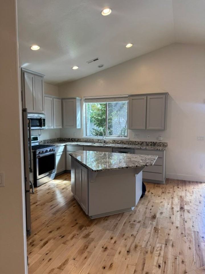 2435 Bridgewater Way - Photo 6 of 20