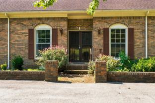 1713 Pinetree Ln - Photo 1 of 1