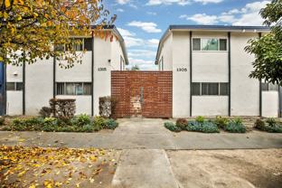 Beautiful 2 Bedroom, 1 Bath Apartment – Move - Photo 1 of 1