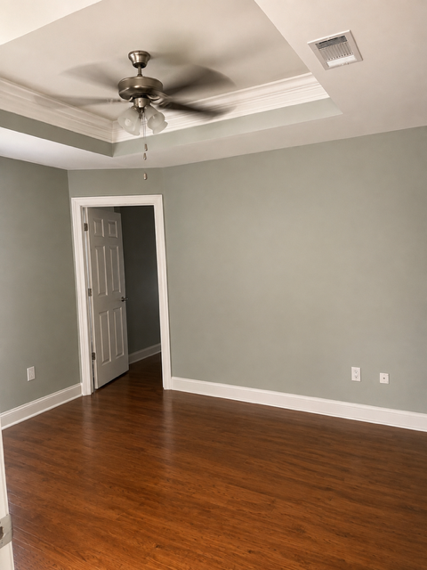 201 N River Rd #1 - Photo 5 of 8