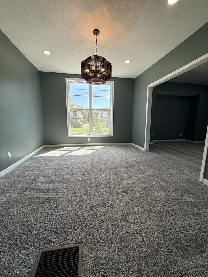 9 Jean Ct #1 - Photo 4 of 10