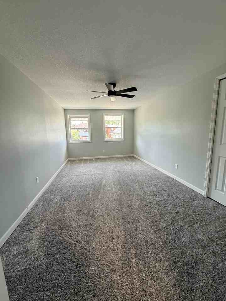 9 Jean Ct #1 - Photo 6 of 10