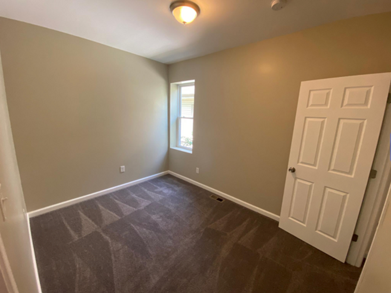 3619 Newton Ave - Photo 7 of 19