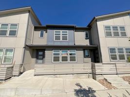 featured image of 1721 Rose Quartz Hts