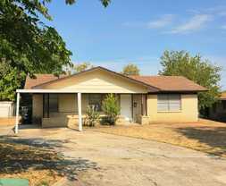 309 Crystal Dr - Photo 1 of 1