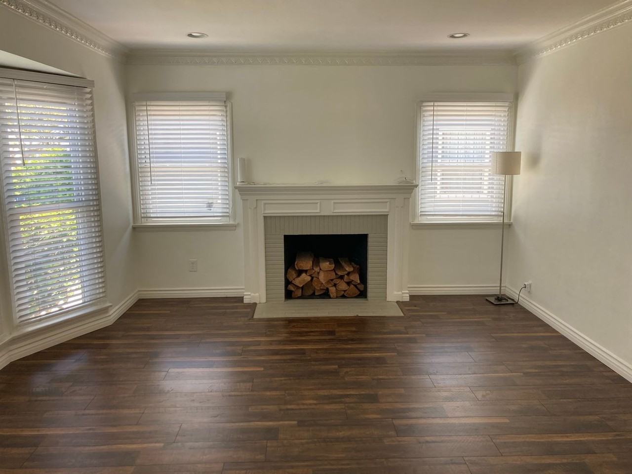 1928 W 91st Pl - Photo 6 of 30