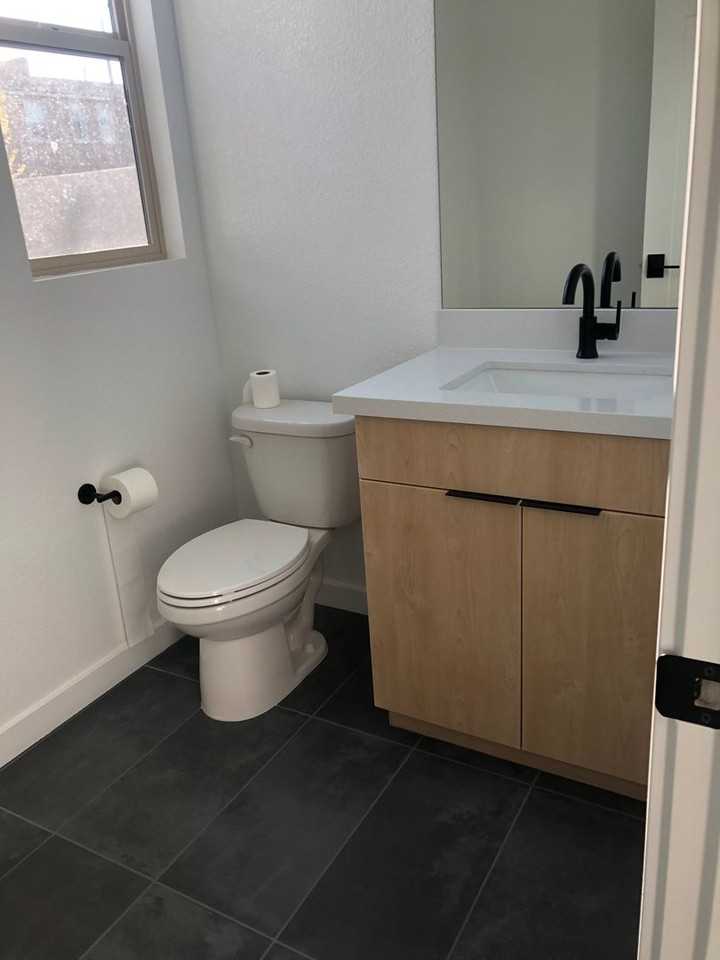 2521 Spergola St - Photo 6 of 30