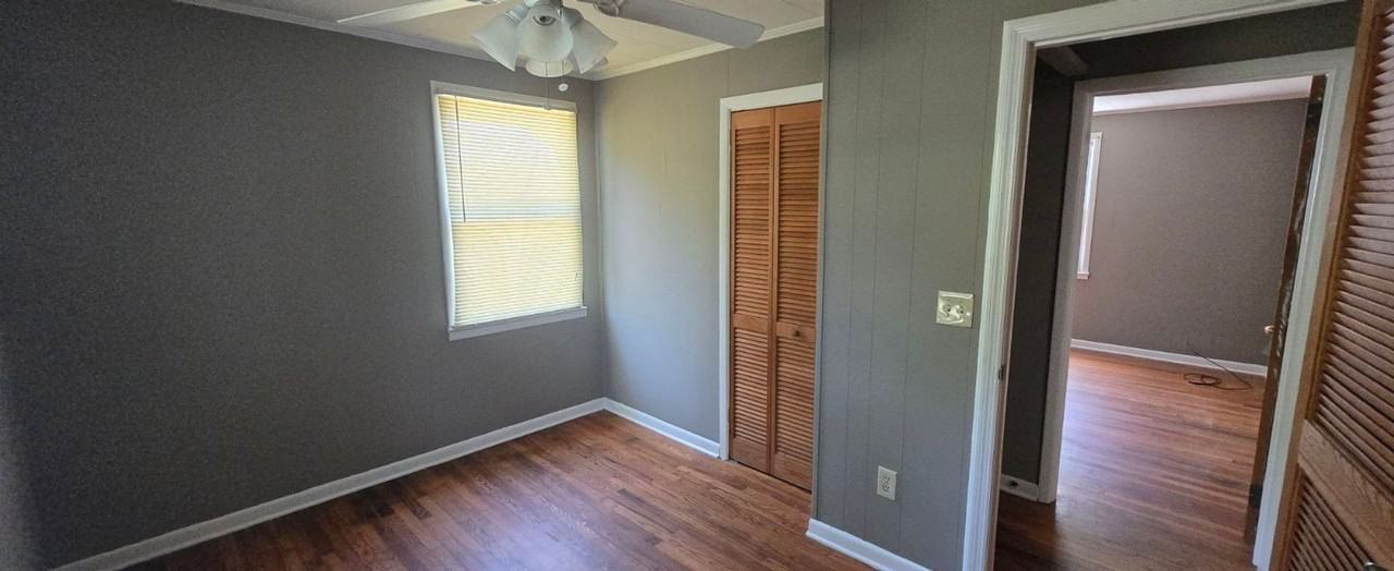 112 Williamson St - Photo 5 of 8