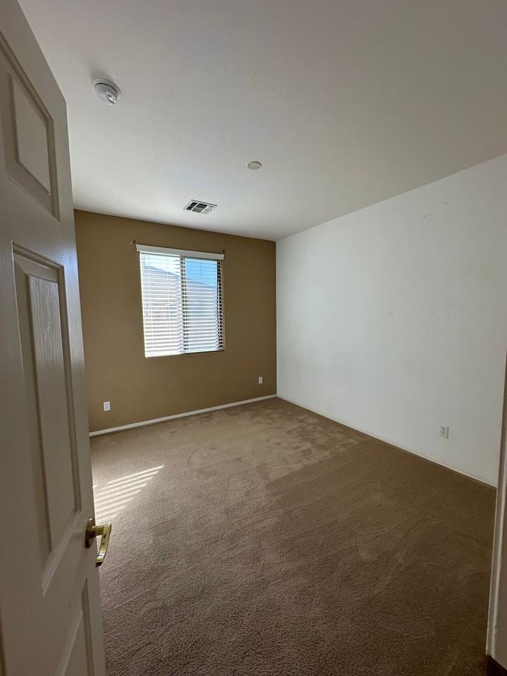 14133 W Desert Hills Dr - Photo 4 of 16