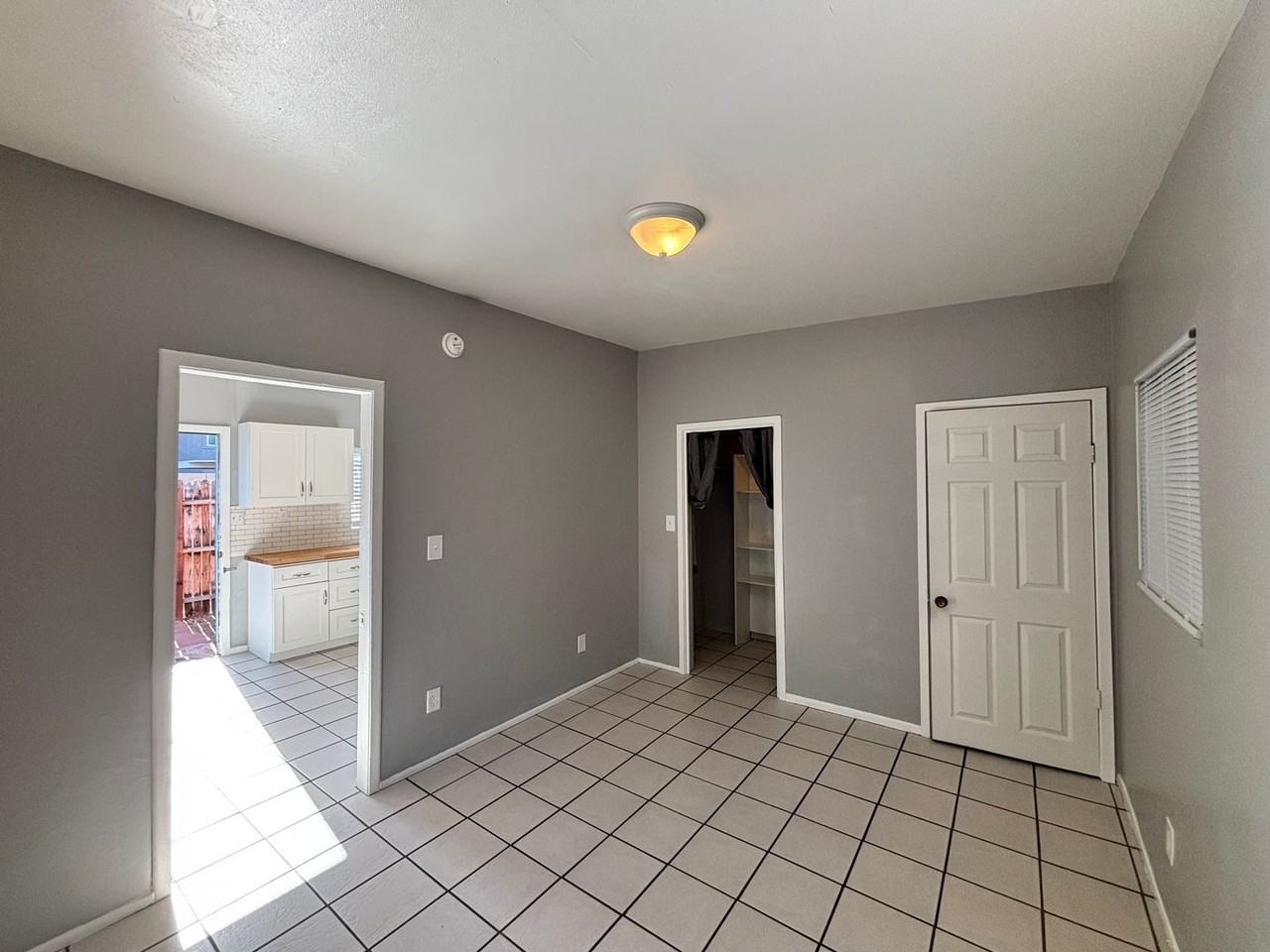 4119 E Fort Lowell Rd #6 - Photo 5 of 8
