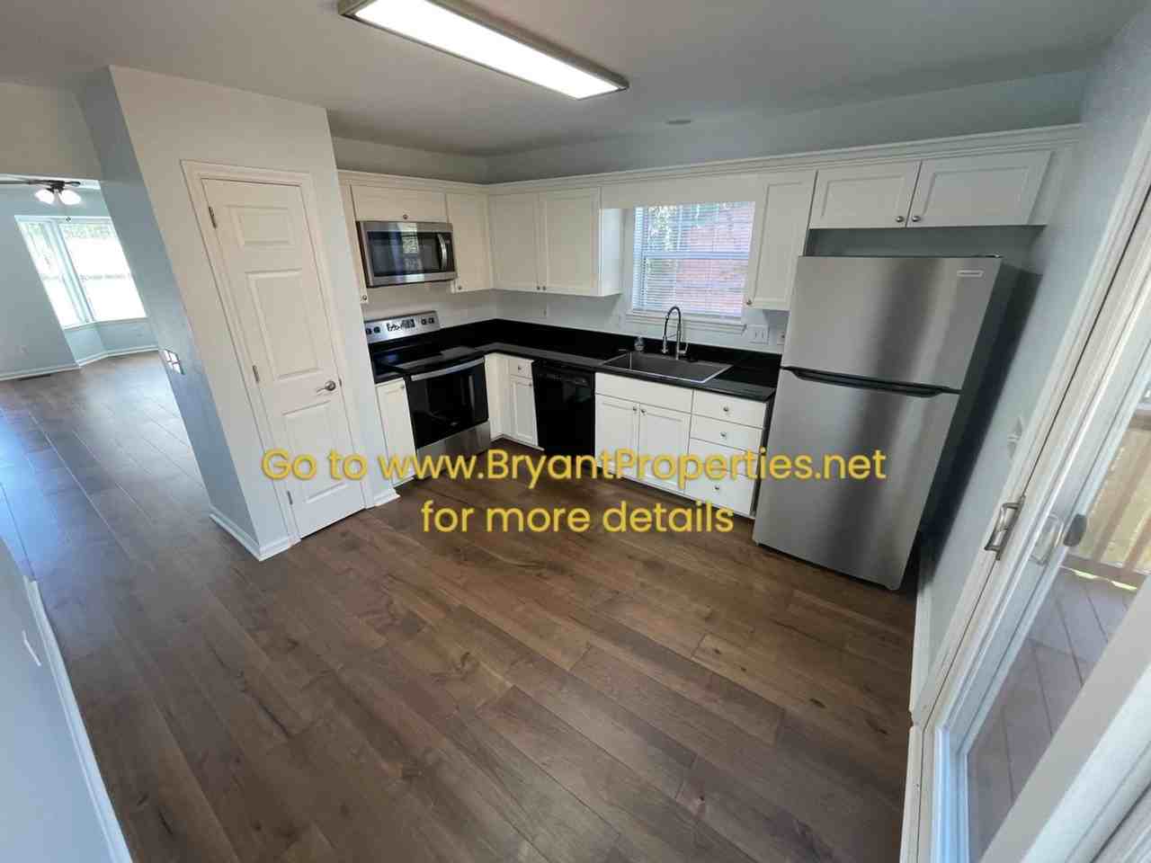 608 Granwood Blvd - Photo 5 of 19