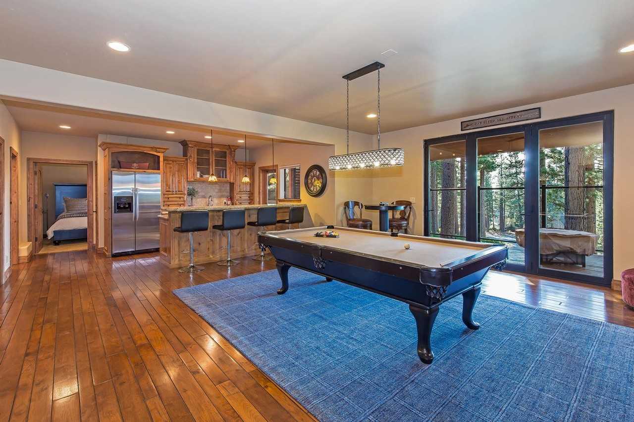 635 Lariat Cir - Photo 3 of 25