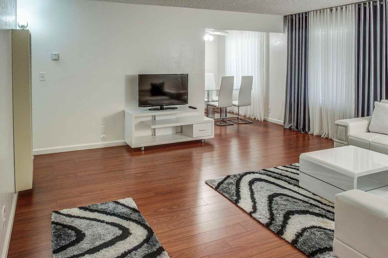 Creekside Apartments - Photo 5 of 30