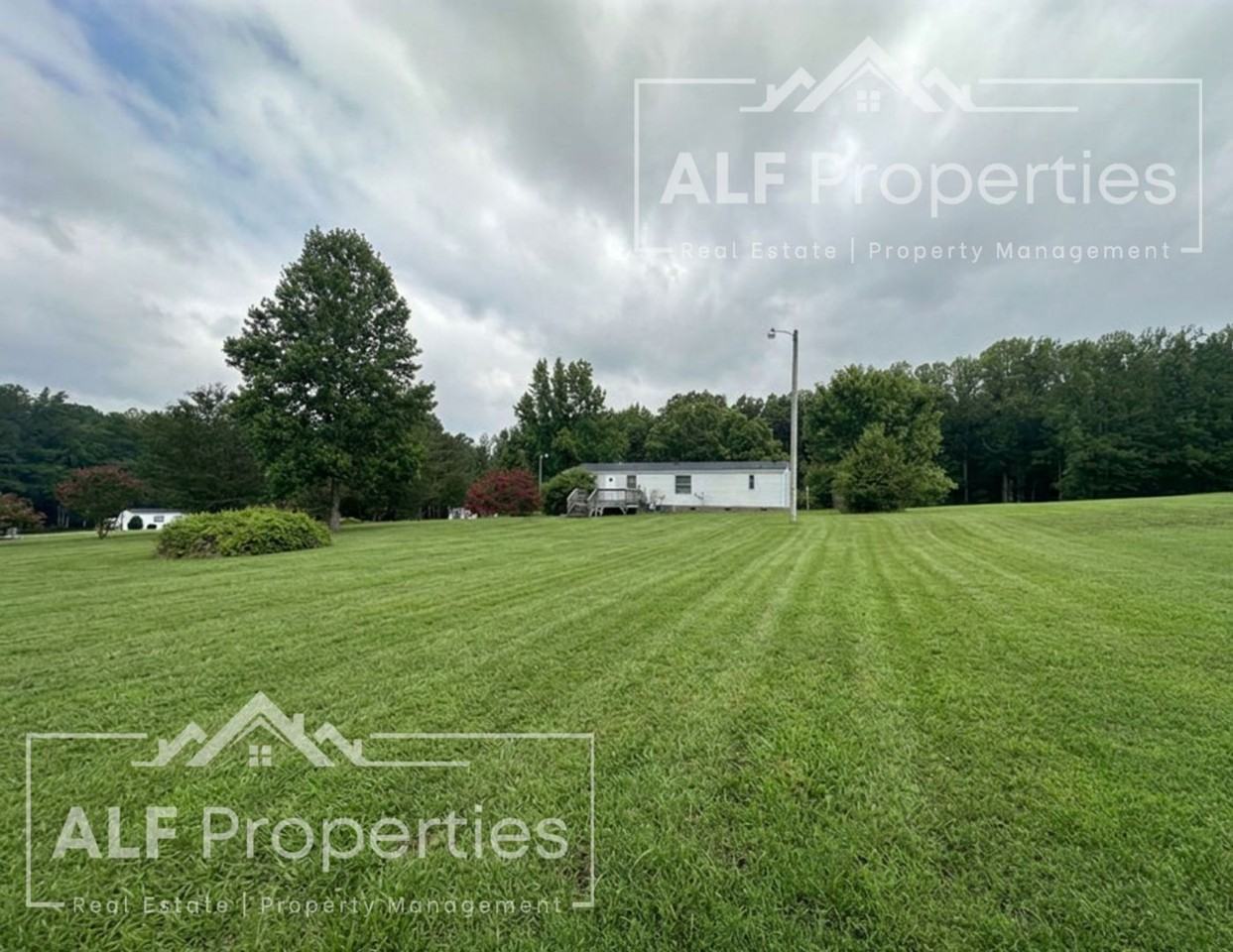 157 Autumn Ln - Photo 2 of 14