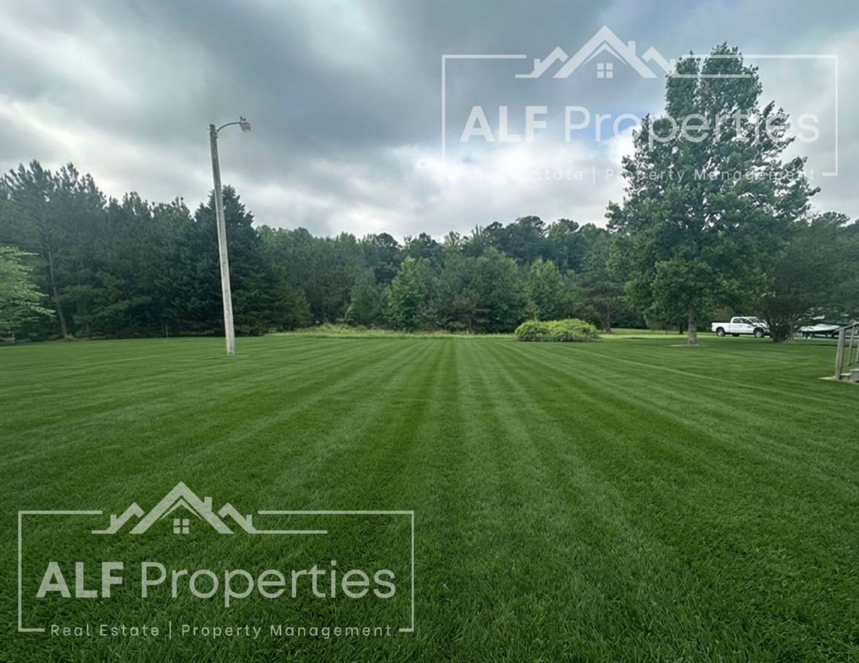 157 Autumn Ln - Photo 3 of 14