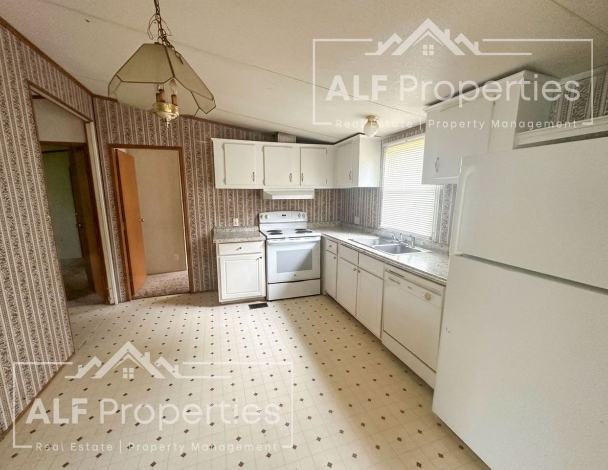 157 Autumn Ln - Photo 5 of 14