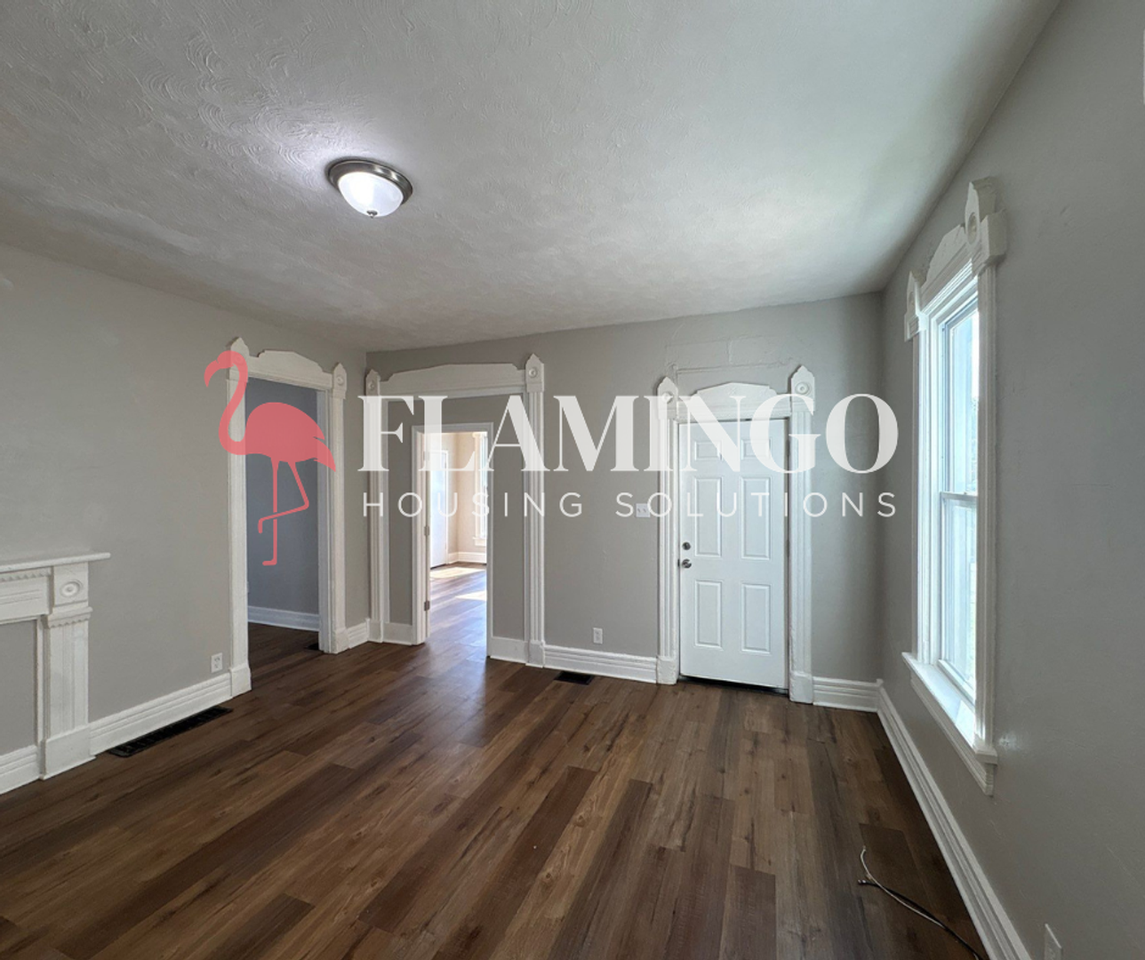 139 Boltin St - Photo 2 of 22