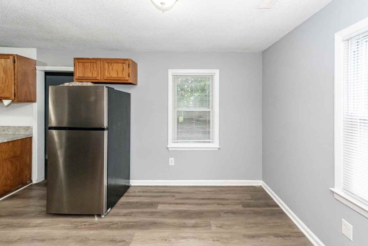 1529 Marietta St - Photo 7 of 31