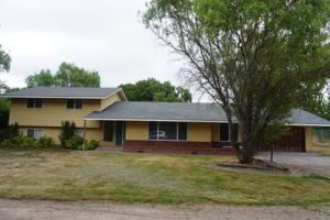 featured image of 2238 Ne 179th St