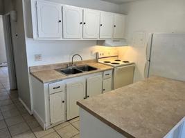 featured image of 1811 E Blacklidge Dr