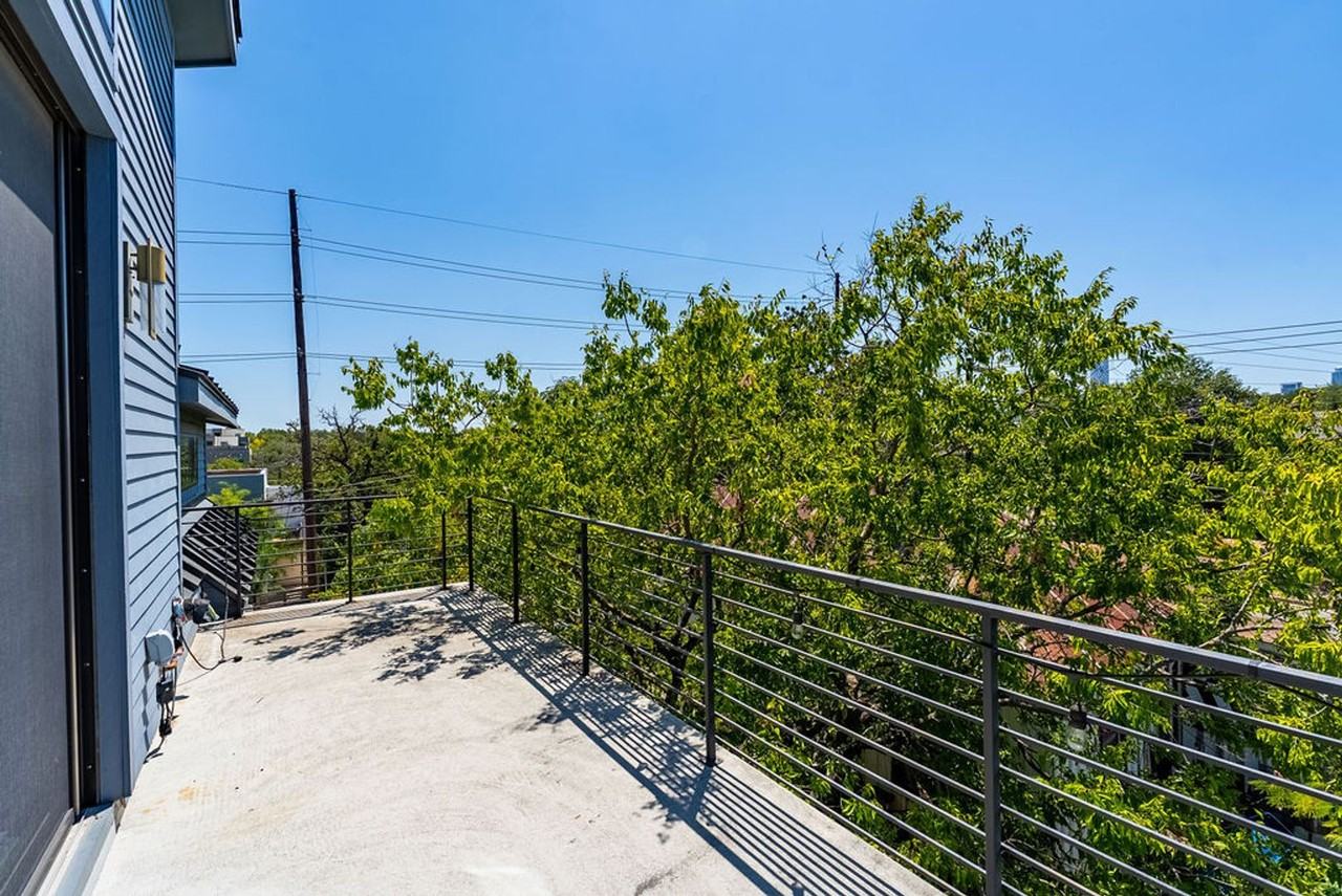 1902 Sl Davis Ave #1 - Photo 5 of 28