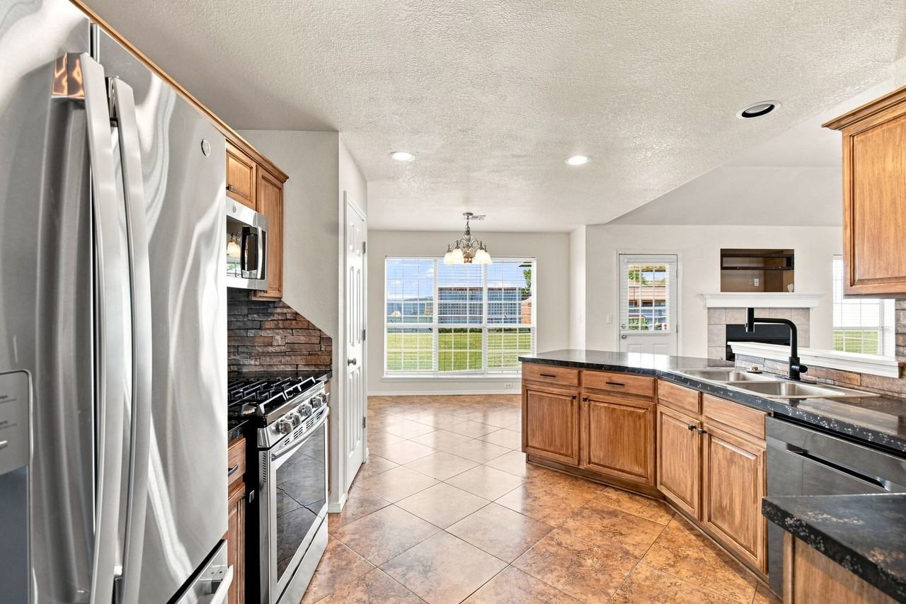 11268 S 275th East Ave - Photo 7 of 22