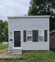 featured image of 2402 Rowan St