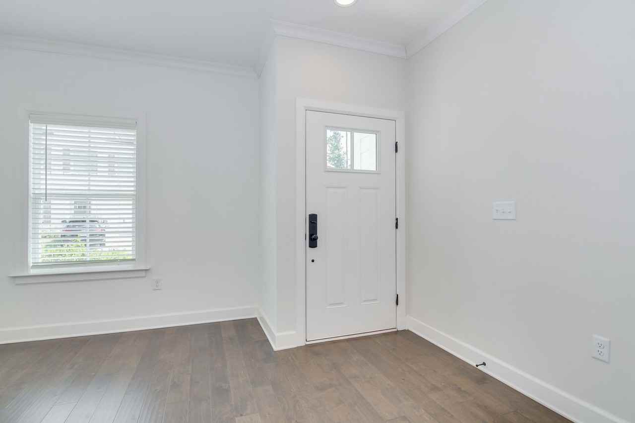 1923 Avenel Ln - Photo 5 of 36