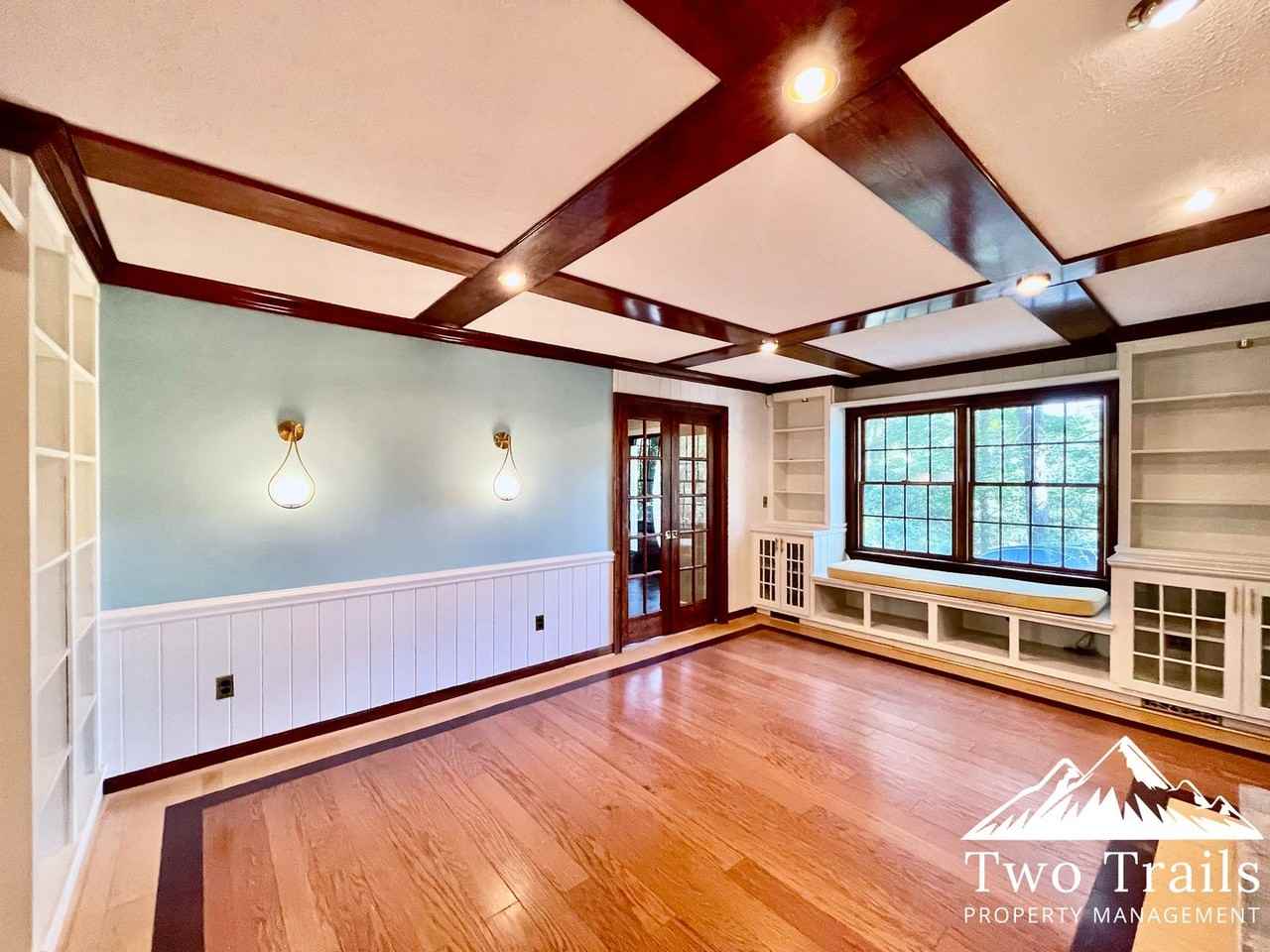 134 Brandon Rd - Photo 2 of 38