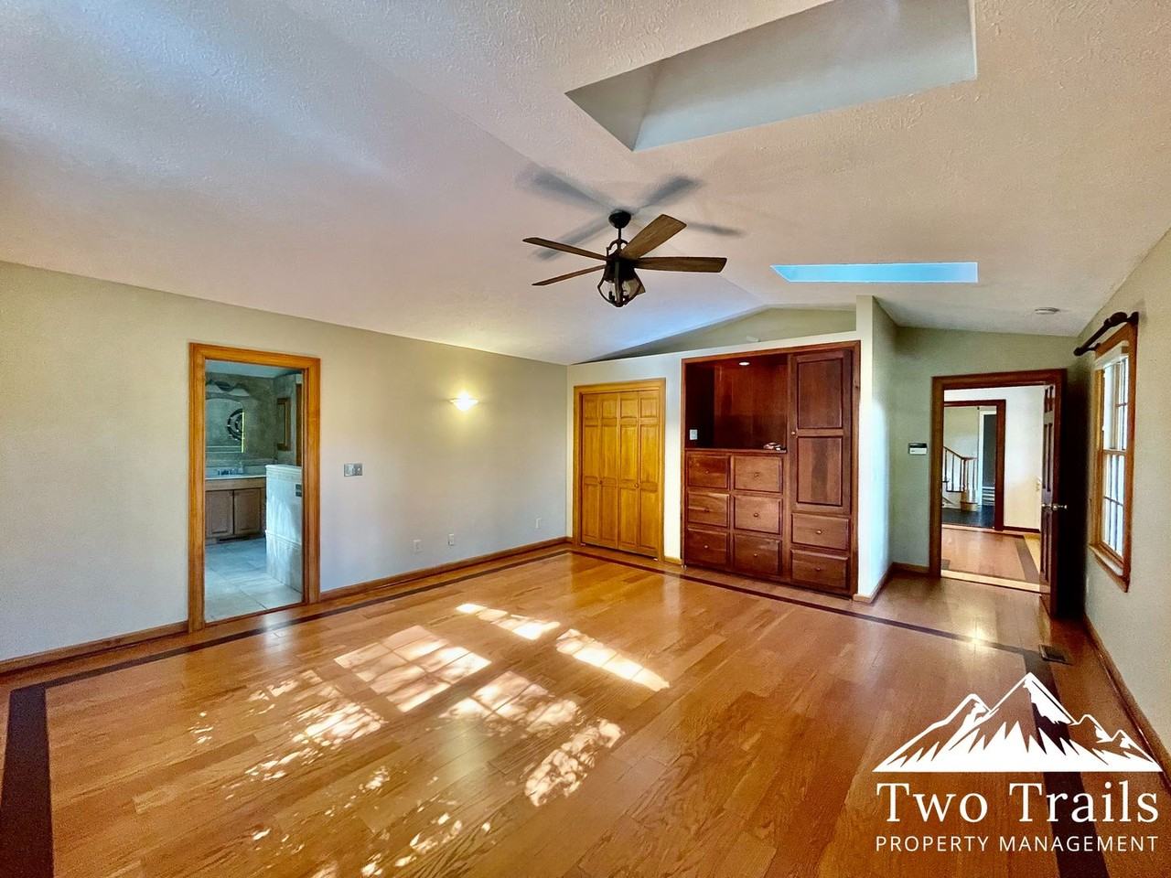 134 Brandon Rd - Photo 4 of 38