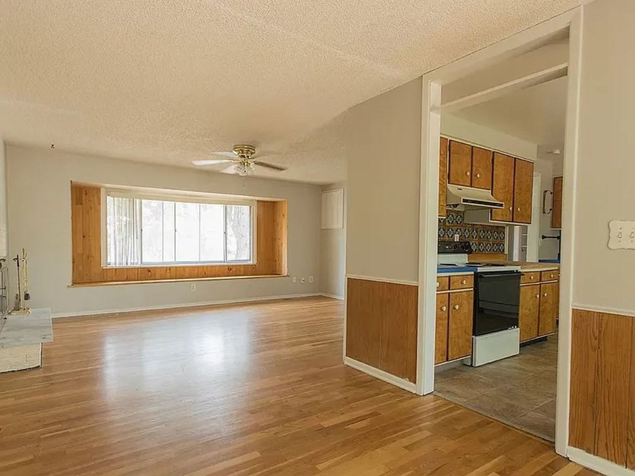 766 Mohawk Dr - Photo 3 of 17