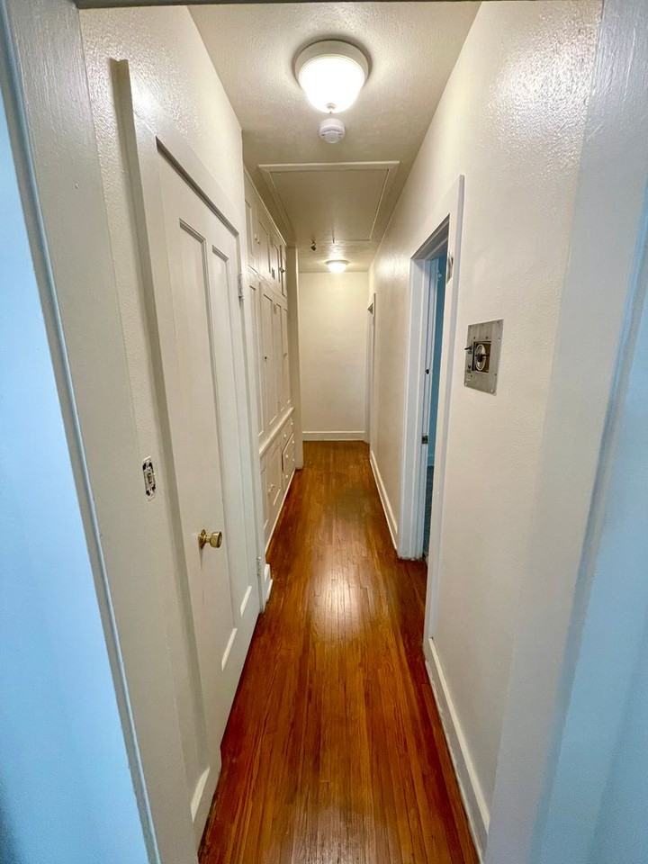 630 S Whitcomb St - Photo 7 of 47