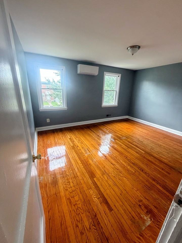 4007 Lyndale Ave - Photo 5 of 9