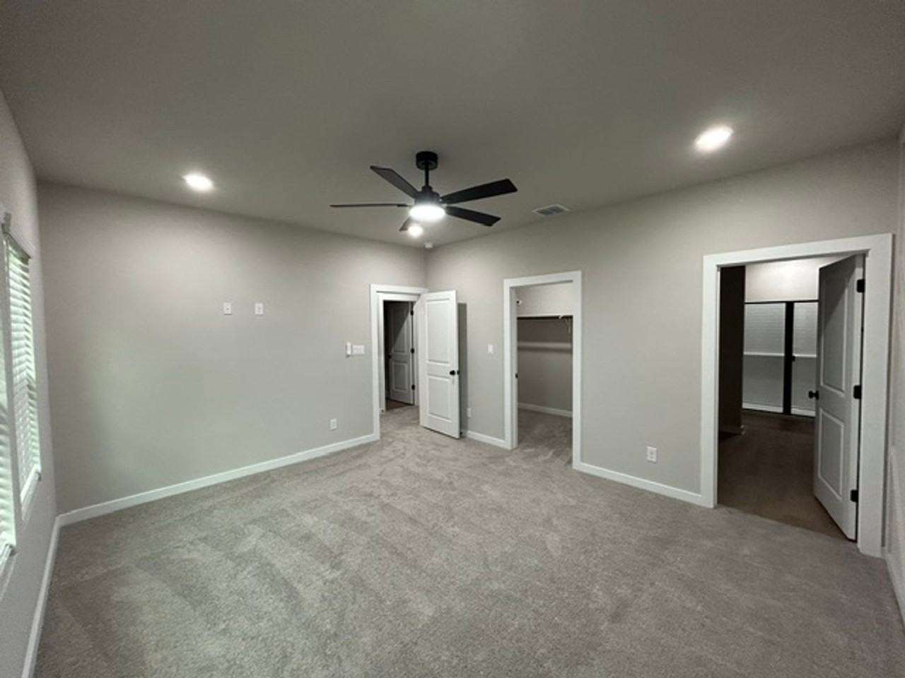 9007 Glen Mont #105 & 106 San Antonio, TX 78239 - Photo 6 of 10