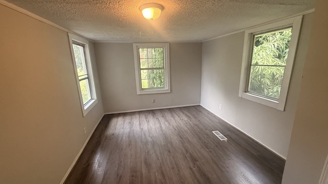 926 Knoxville Pl #1 - Photo 7 of 10