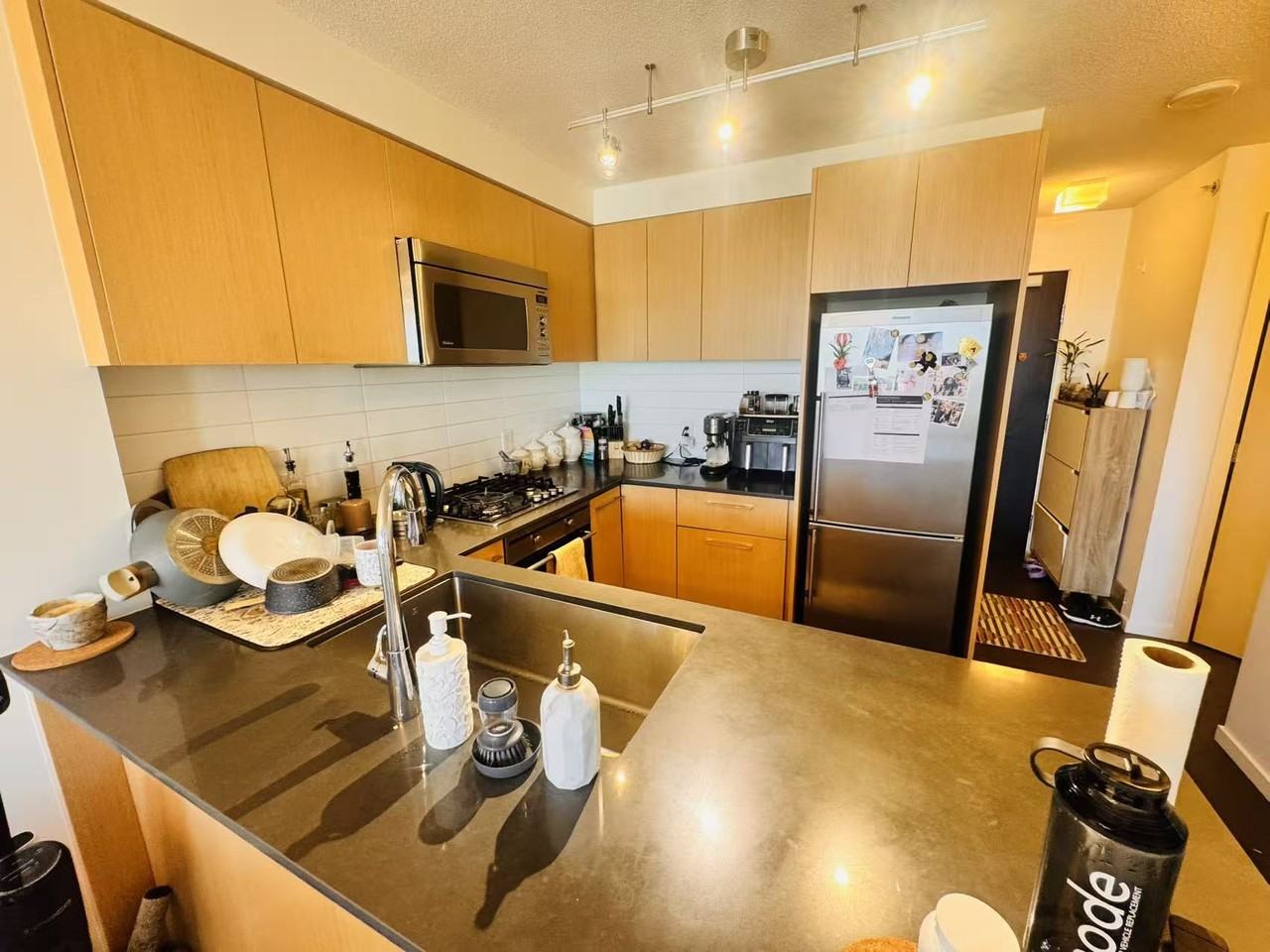 8000 Ackroyd Road - Photo 4 of 16