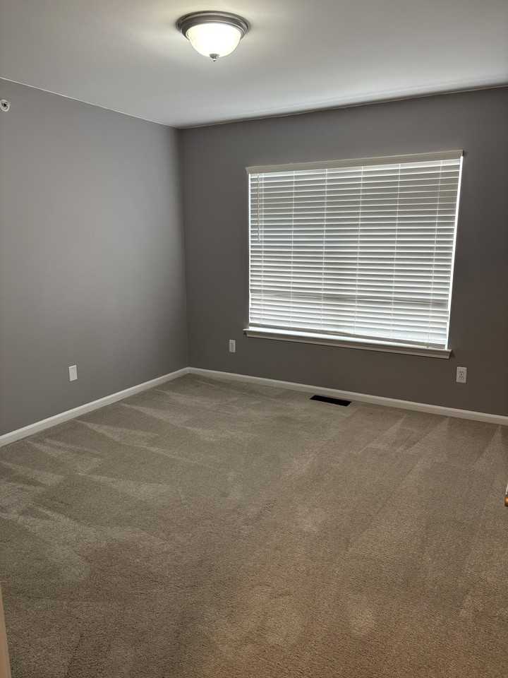 23778 Northstone Village Dr #1 - Photo 7 of 11
