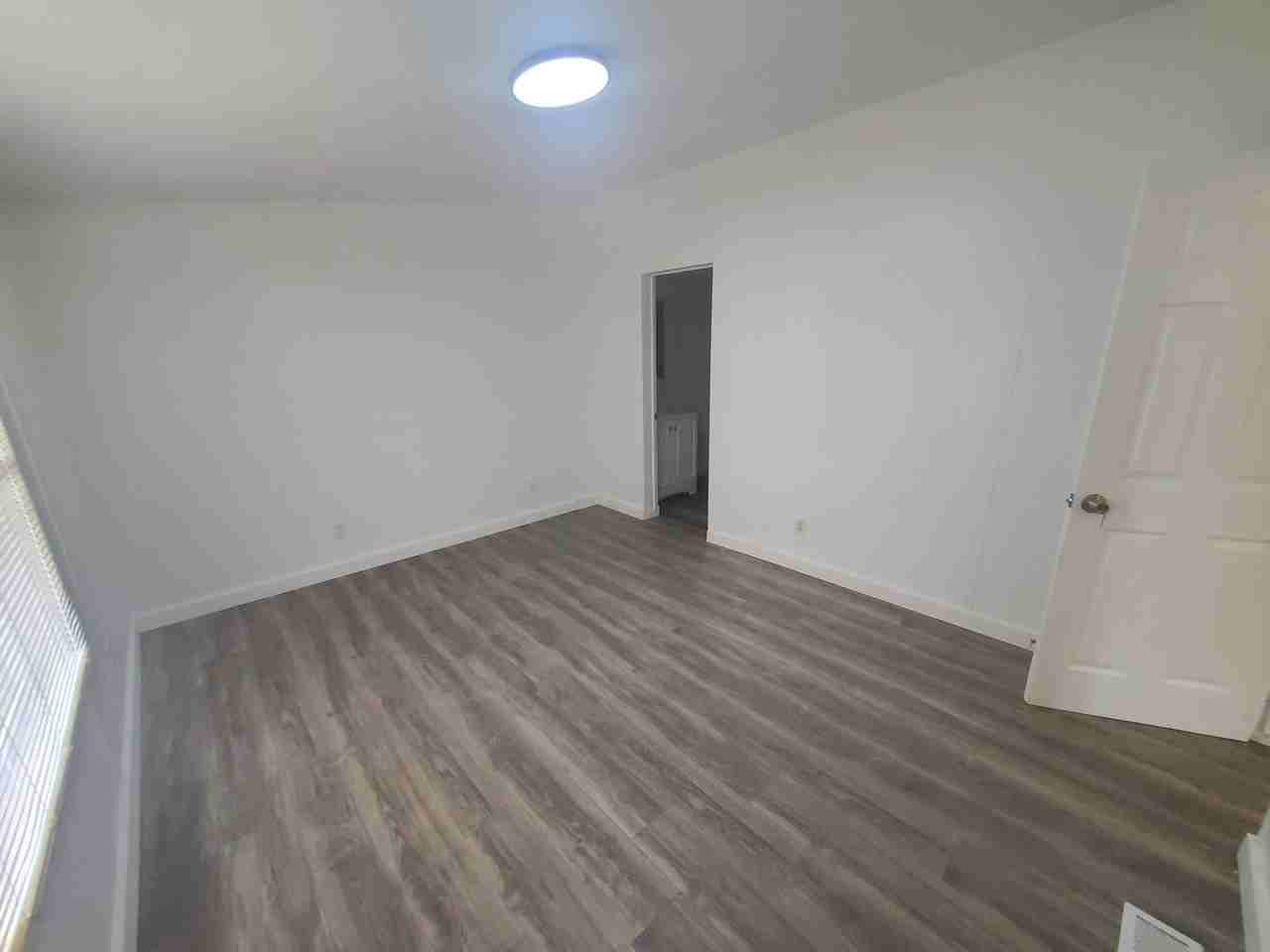 205 Royal St #1 - Photo 4 of 14