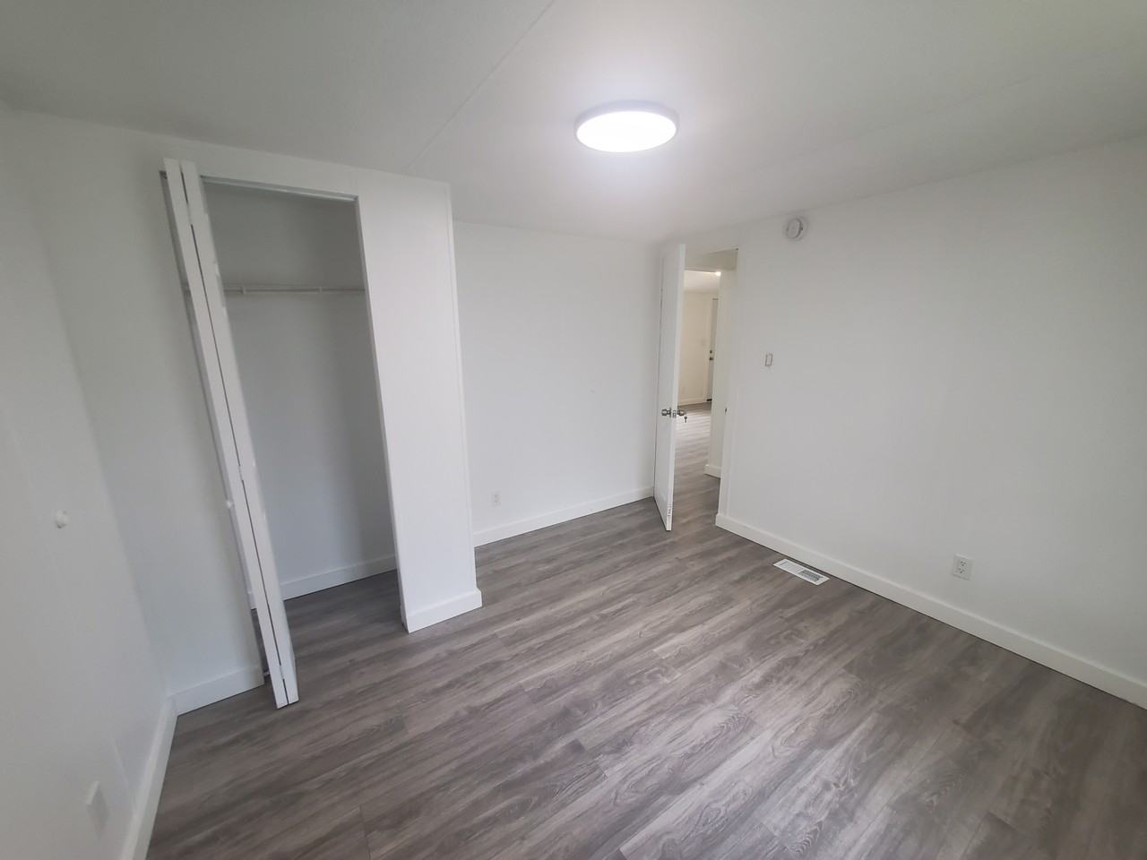 205 Royal St #1 - Photo 6 of 14