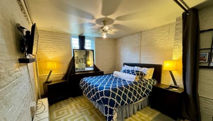 3237 West Thomas Street #G - Photo 3 of 7