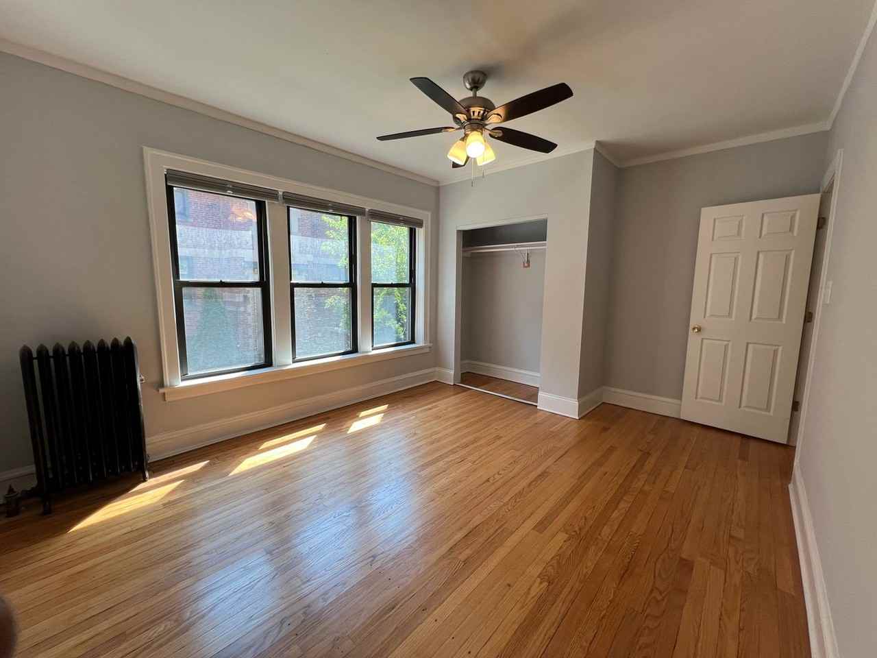 2121 Ridge Ave - Photo 4 of 7