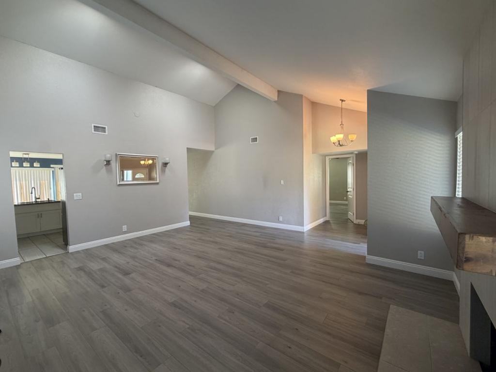 11169 Avenida Del Gato - Photo 4 of 19