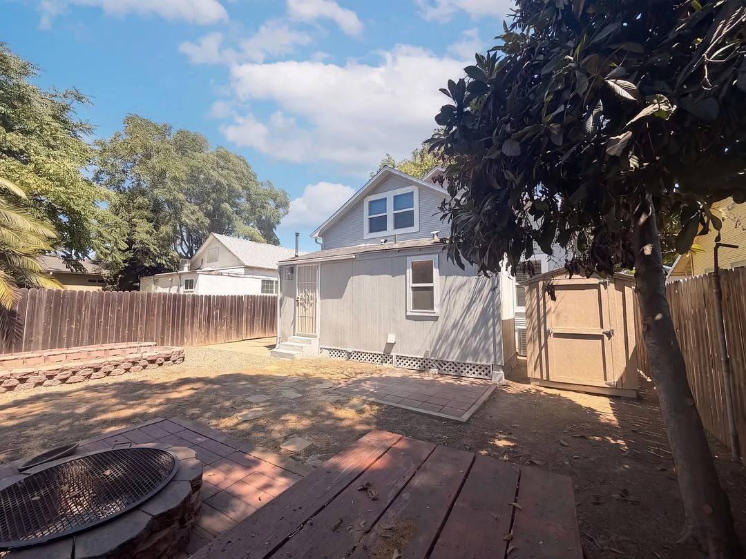 3210 San Jose Way - Photo 4 of 10
