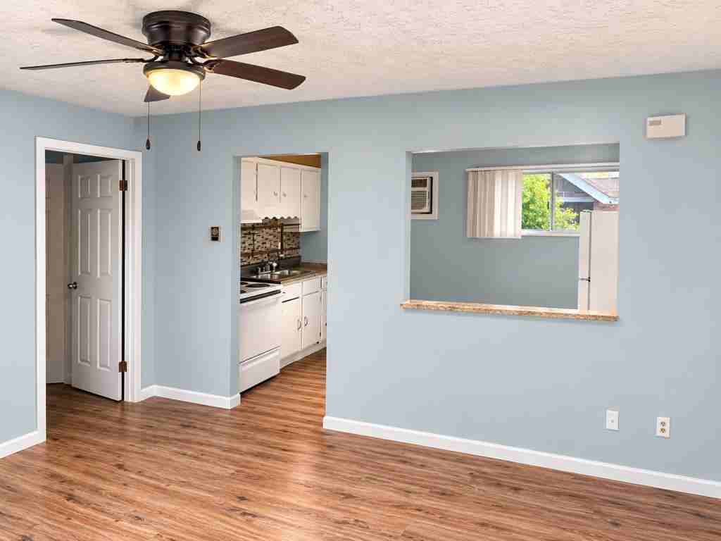 1628 6th Ave - Photo 3 of 7