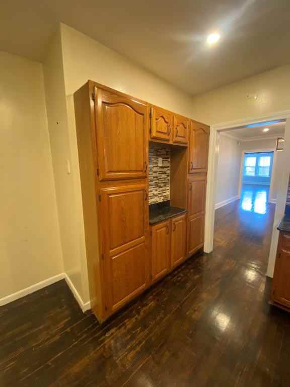 5725 N Artesian Ave - Photo 7 of 12