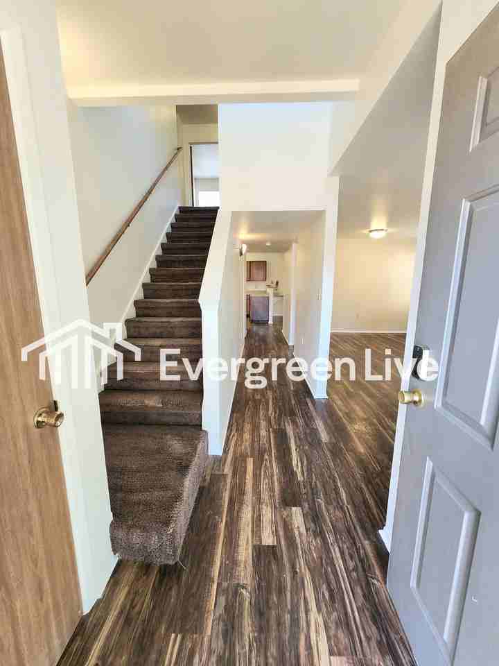 4116 Lew Wallace Dr - Photo 2 of 26