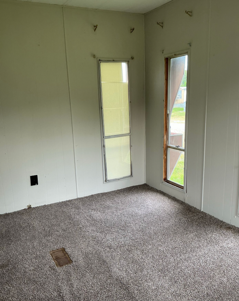 2871 N Charles Ave #5 - Photo 7 of 8