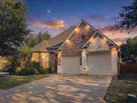 824 Lake Grove Dr - Photo 1 of 1
