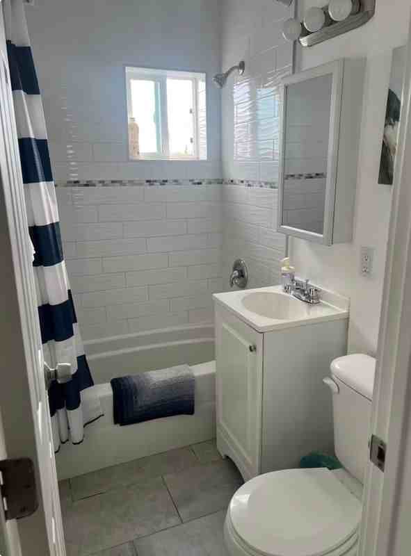 5114 Brighton Ave - Photo 5 of 10