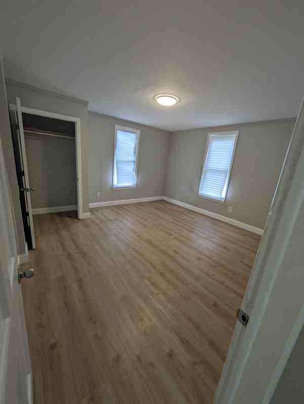 95 Poplar St ##1 - Photo 2 of 7